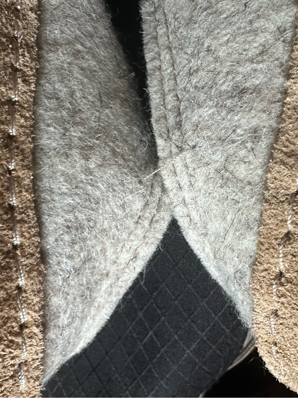 Kyrgies makes world-class wool slippers that are comfortable, stylish, handmade. - Picture 7 of 15